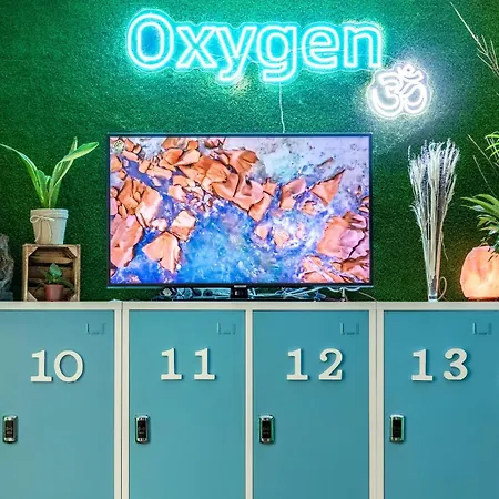 Oxygen Hostel Capsula Madrid Exterior foto